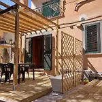 Appartamento Corallo With Private Garden